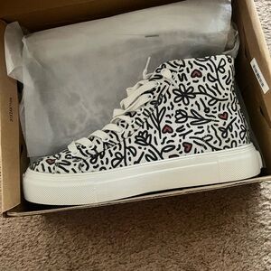 Matisse high top sneakers size 8.5